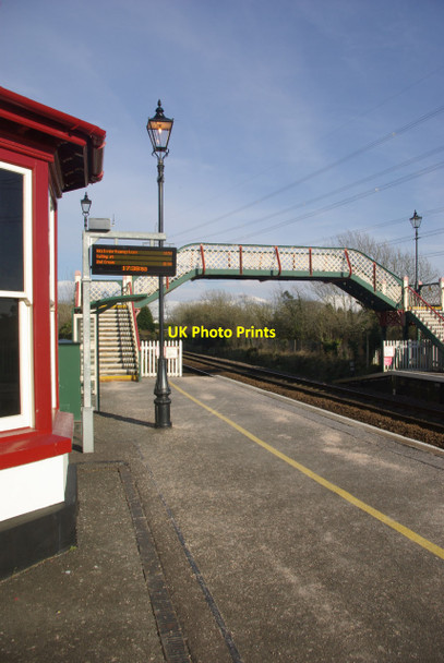 Photo 6"x4" Llanfair PG Station Llanfair Pwllgwyngyll c2013
