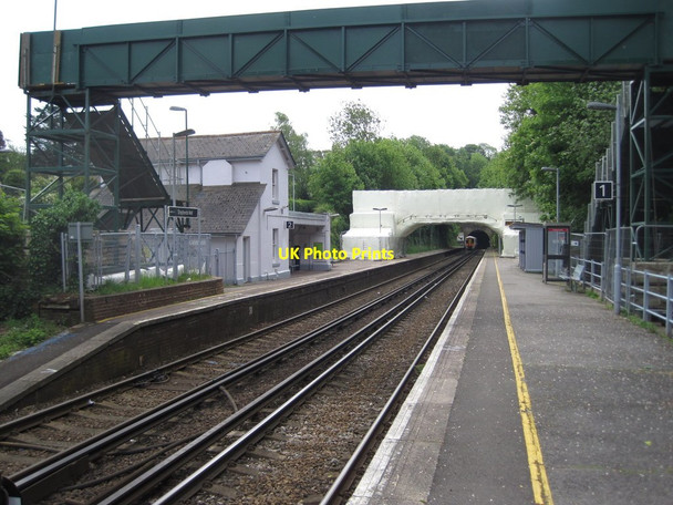 Photo 6"x4" Shepherds Well railway station, Kent Golgotha c2010