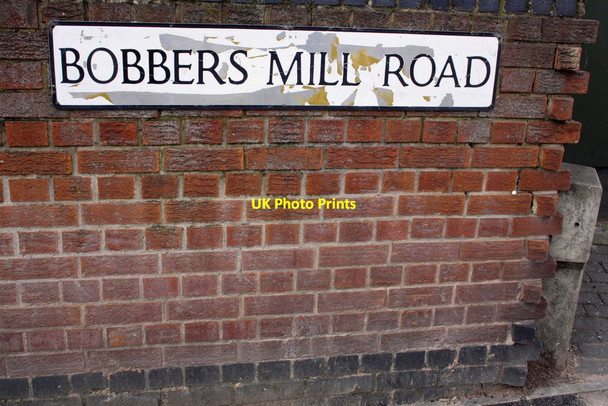 Photo 6"x4" Benchmark on Bobbers Mill Road wall Nottingham\/SK5641 c2013