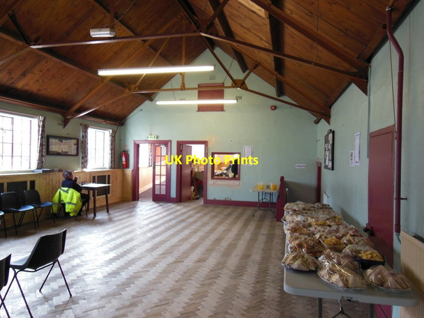 Photo 6"x4" Ready and waiting at Sledmere village hall Sledmere c2013