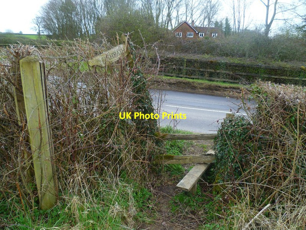 Photo 6"x4" Footpath arrives at Romsey Road near Carter's Clay Carter's Clay c2013