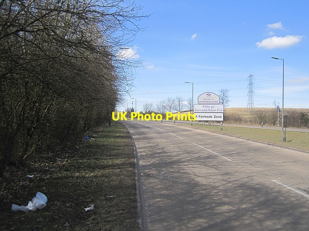 Photo 6"x4" Excessive signage, Hurlet Road Paisley c2013