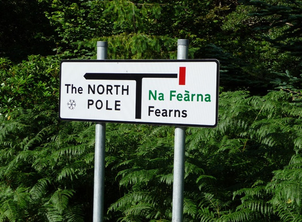 Photo 6"x4" Road sign in Inverarish Clachan\/NG5436 c2008