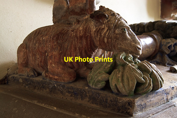 Photo 6"x4" St Andrew's church, Miserden - tomb-chest of William Kingston (detail 3) Lypiatt c2013
