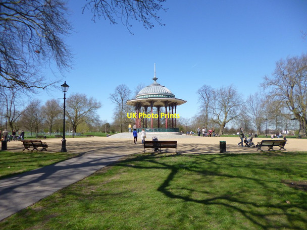 Photo 6"x4" Clapham Common, bandstand Clapham\/TQ2975 c2013