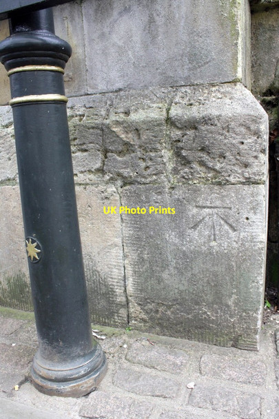 Photo 6"x4" Benchmark on the Town Hall Banbury\/SP4540 c2013