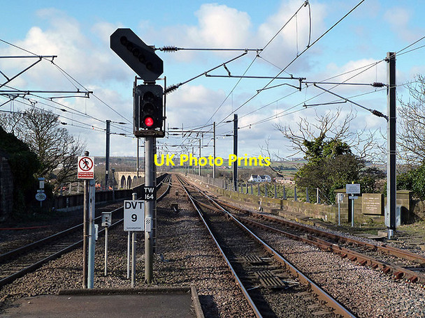 Photo 6"x4" The East Coast Railway Line at Berwick-upon-Tweed Berwick-upon-Tweed c2013