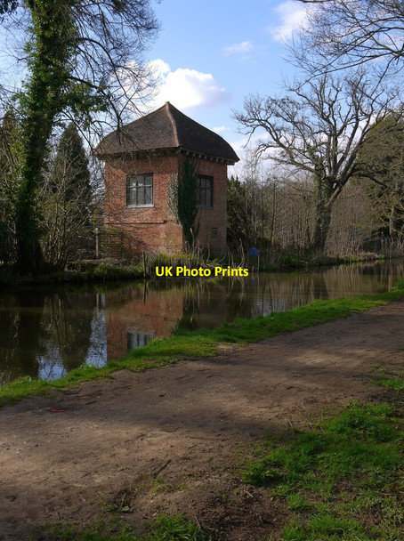 Photo 6"x4" Seventeenth century summerhouse ('John Donne's house') by the Wey Navigation Pyrford Green c2013