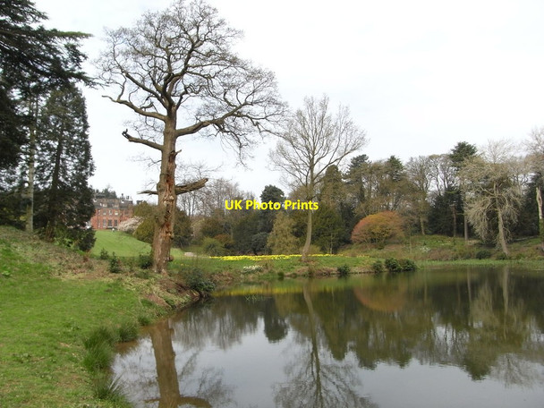 Photo 6"x4" Keele Hall and Lake 1 Seabridge c2010