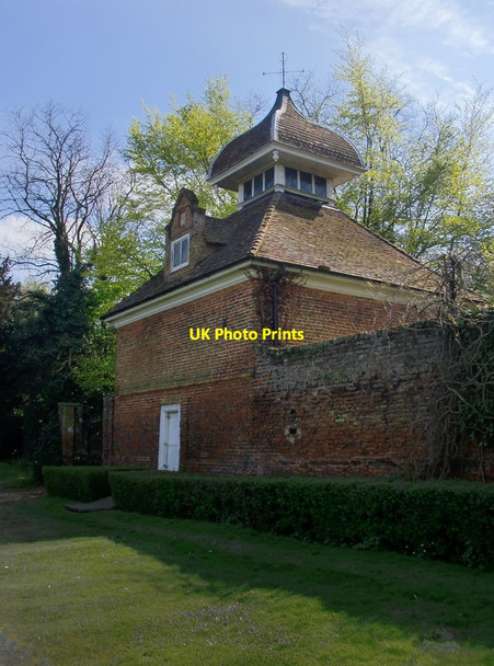 Photo 6"x4" Dovecote at Hawley Manor: view from the north Hawley\/TQ5471 c2013