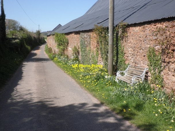 Photo 6"x4" Wayside seat outside Blake's Farm Northway\/ST1329 c2013