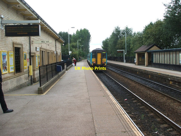 Photo 6"x4" Huyton railway station, Merseyside Huyton-With-Roby c2007