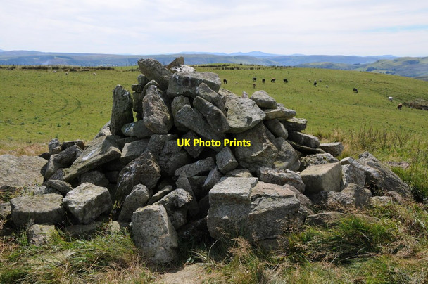 Photo 6"x4" Cairn on Gilwern Hill Camnant\/SO0956 c2012 P1