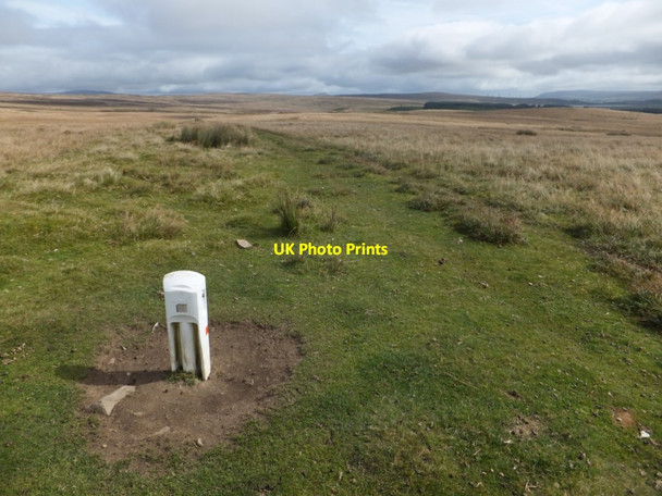Photo 6"x4" Gas pipeline below (ii) Rassau c2012