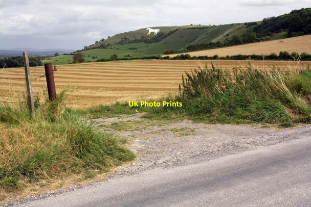 Photo 6"x4" View of stubble field from road SW out of Westbury Westbury\/ST8650 c2012