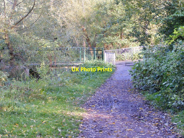Photo 6"x4" Wom Brook Walk Footbridge Blakeley\/SO8692 c2012