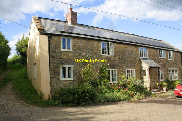 Photo 6"x4" House at end of Locks Lane, Vinney Cross Uploders c2012
