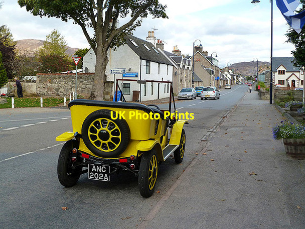 Photo 6"x4" Main Street, Newtonmore Newtonmore c2012