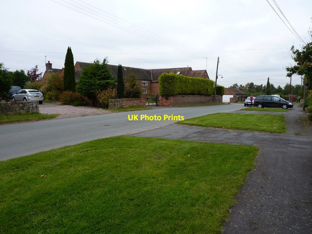 Photo 6"x4" Looking north along Feiashill Road Seisdon c2012