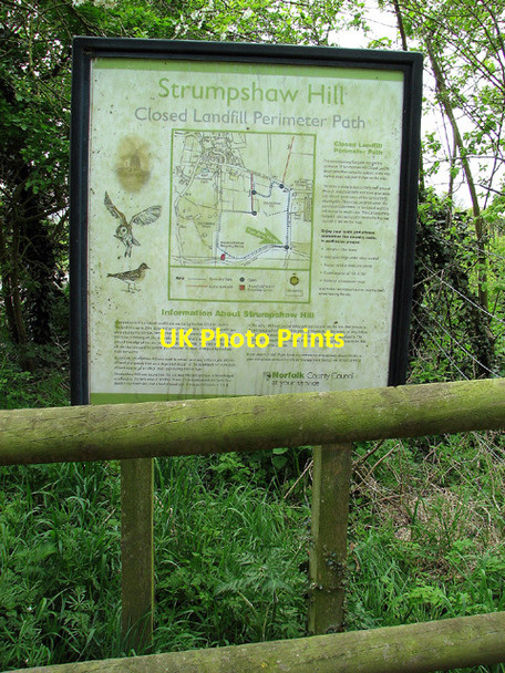 Photo 6"x4" Strumpshaw Hill information board Strumpshaw c2013