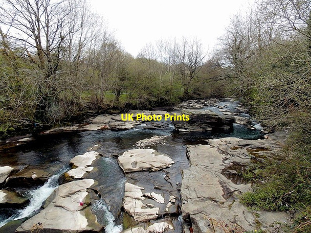 Photo 6"x4" Rocky Rhymney River, Fleur de Lys Blackwood\/Coed Duon c2013