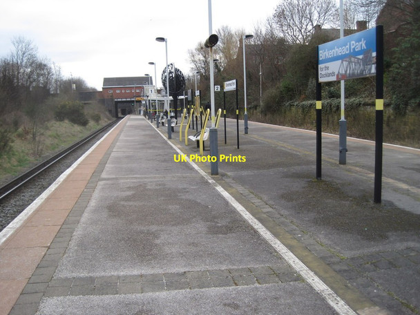Photo 6"x4" Birkenhead Park railway station, Wirral, 2011 Birkenhead\/SJ3088 c2011