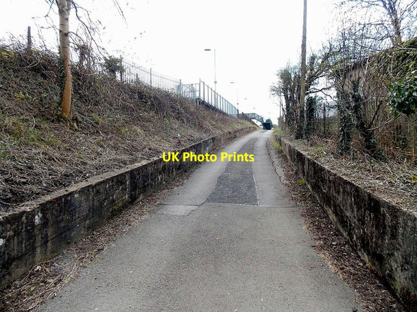 Photo 6"x4" Path to Pengam railway station Blackwood\/Coed Duon c2013