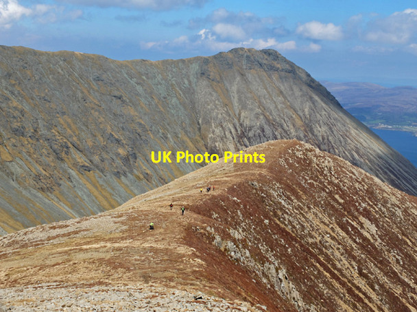 Photo 6"x4" Walkers on Beinn Dearg Mh\u00c3\u00b2r Sconser c2013