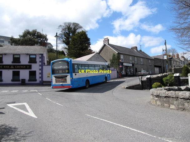 Photo 6"x4" The 14.15 ex-Newry Ulsterbus 43 entering Forkhill Forkhill c2013