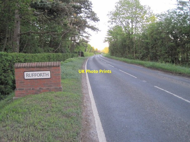 Photo 6"x4" Entering Rufforth Hessay c2013