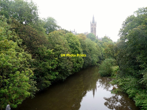 Photo 6"x4" Glasgow University from the River Kelvin Dowanhill c2010