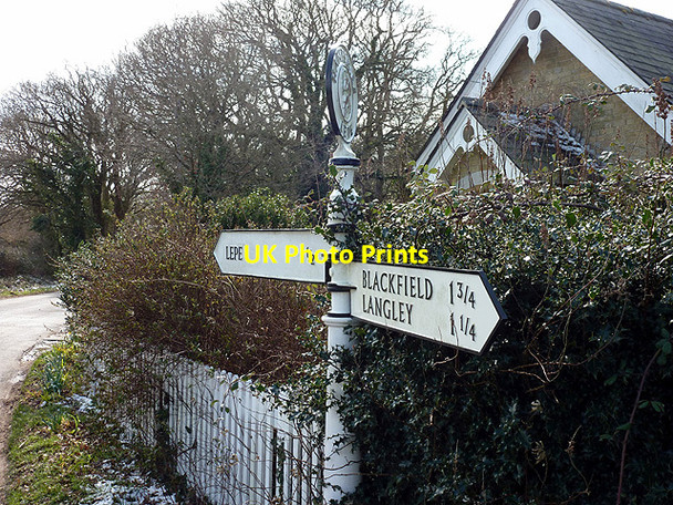 Photo 6"x4" Road sign near Lepe Lepe c2013