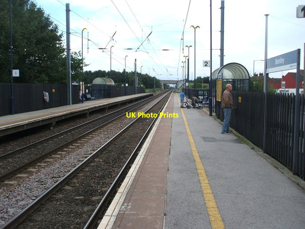 Photo 6"x4" Bentley (South Yorkshire) railway station Bentley\/SE5605 c2008