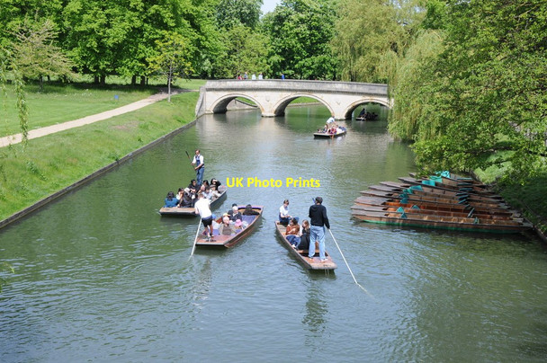 Photo 6"x4" Punting on the River Cam Cambridge\/TL4658 c2013