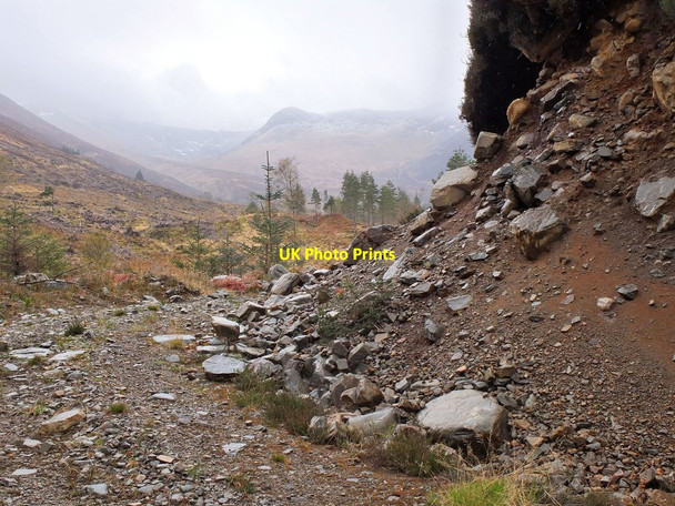 Photo 6"x4" A bend in the track to Coire na h-Eilde Craig\/NH0349 c2013