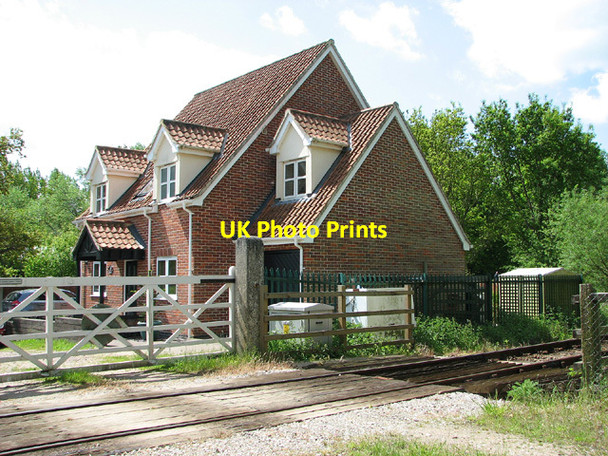 Photo 6"x4" Cottage by level crossing No 21, Carlton Colville Carlton Colville c2013
