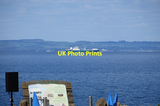 Photo 6"x4" Forth shipping Cockenzie and Port Seton c2013