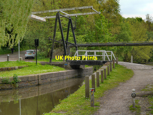 Photo 6"x4" Peak Forest Canal Bridge#1, Dukinfield Lift Bridge Dukinfield c2013