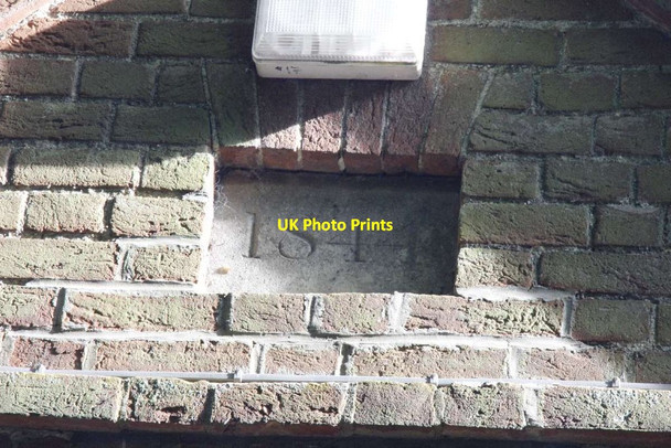 Photo 6"x4" Date stone over the door Kingston Blount c2013