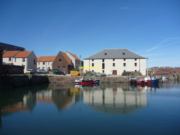 Photo 6"x4" East Lothian Townscape : Sunkissed Roofs At Cromwell Harbour, Dunbar Dunbar c2013