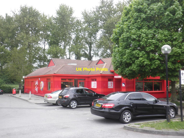 Photo 6"x4" Little Chef and Burger King, Countess Services, on the A303 Amesbury\/SU1541 c2013