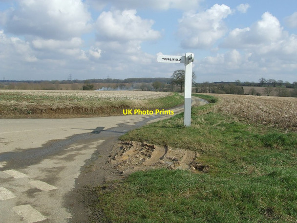 Photo 6"x4" Road Junction Delvin End c2013