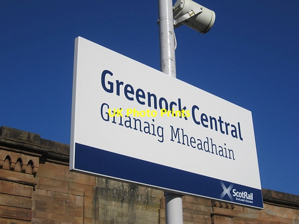 Photo 6"x4" Station sign Greenock\/NS2776 c2013