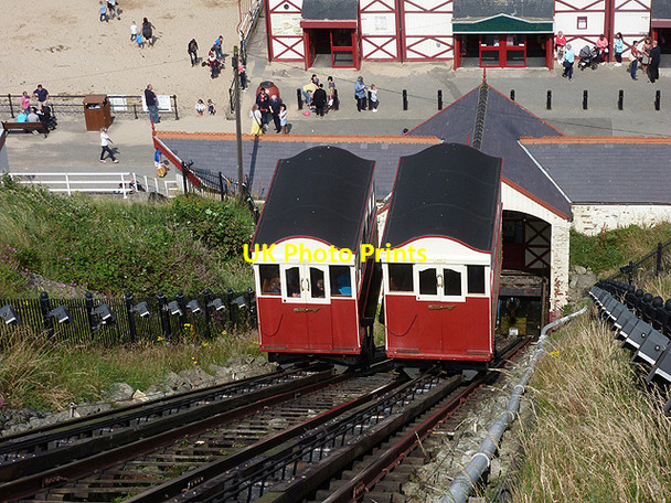 Photo 6"x4" Cars passing on Saltburn Cliff Railway Saltburn-By-The-Sea c2012