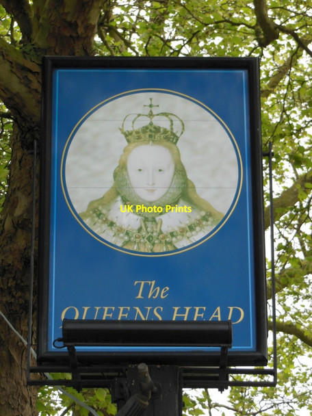 Photo 6"x4" The Queens Head, Wormley Wormley\/TL3605 c2013 P1