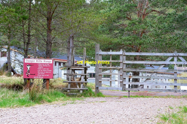 Photo 6"x4" Rifle range warning, Glenmore Lodge Glen More\/NH9809 c2013