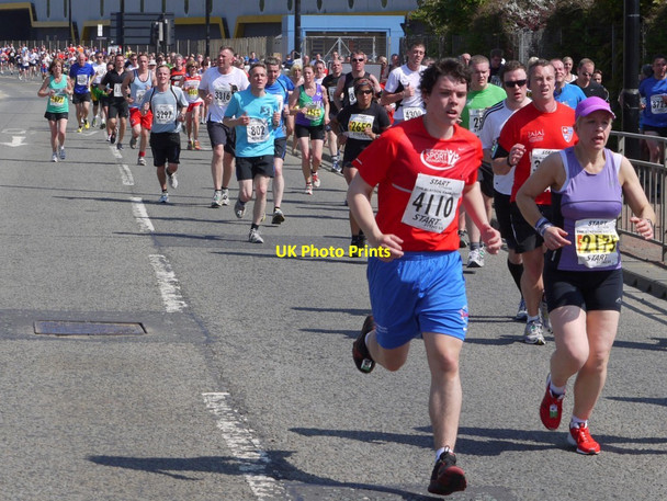 Photo 6"x4" Competitors in the 2013 Blaydon Races at the end of Scotswood Road Blaydon Haughs c2013
