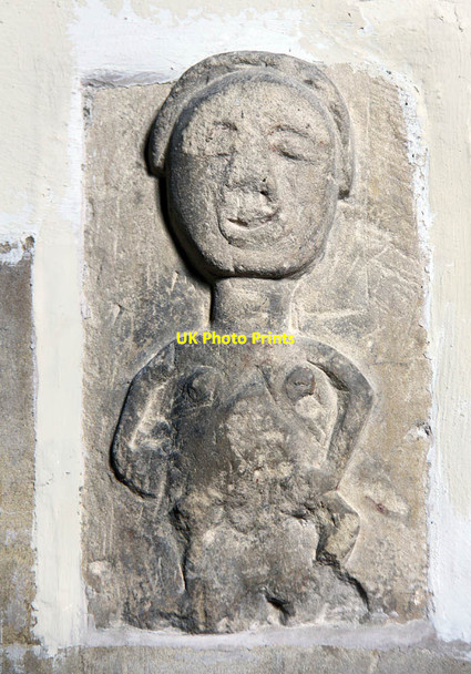 Photo 6"x4" St Peter, Ampney St Peter - Sheela na gig Ampney St Peter c2013