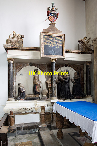 Photo 6"x4" St Mary's church, Pilton - monument to Sir Robert Chichester Barnstaple c2013