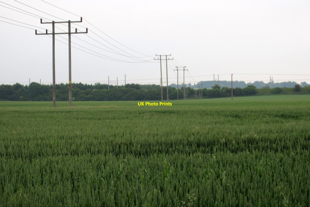 Photo 6"x4" Power to the railway Flitwick c2013